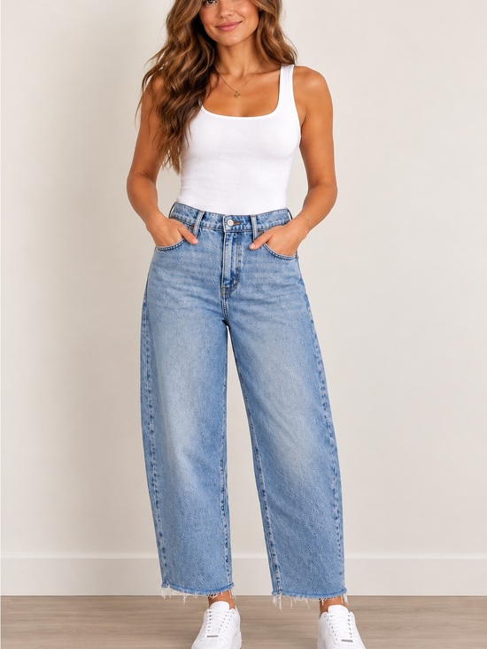 Banana Republic Denim - Banana Republic Barrel Fit Light Wash Jeans